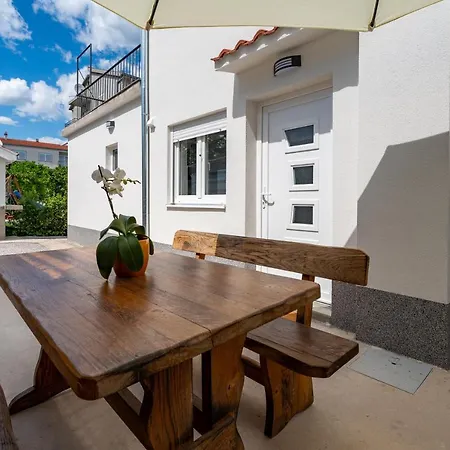 Josip Appartement *